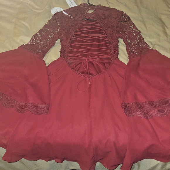 NBW Size 4 Red PAIGE dress with lace up back by Two Sisters Label - Picture 6 of 10